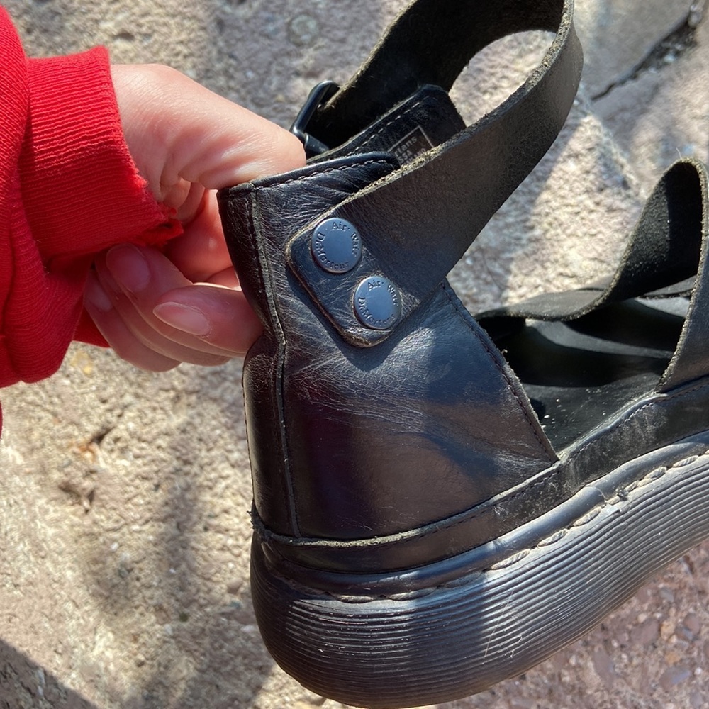 DR MARTEN LEATHER CLARISSA SANDALS - Picture 6 of 8